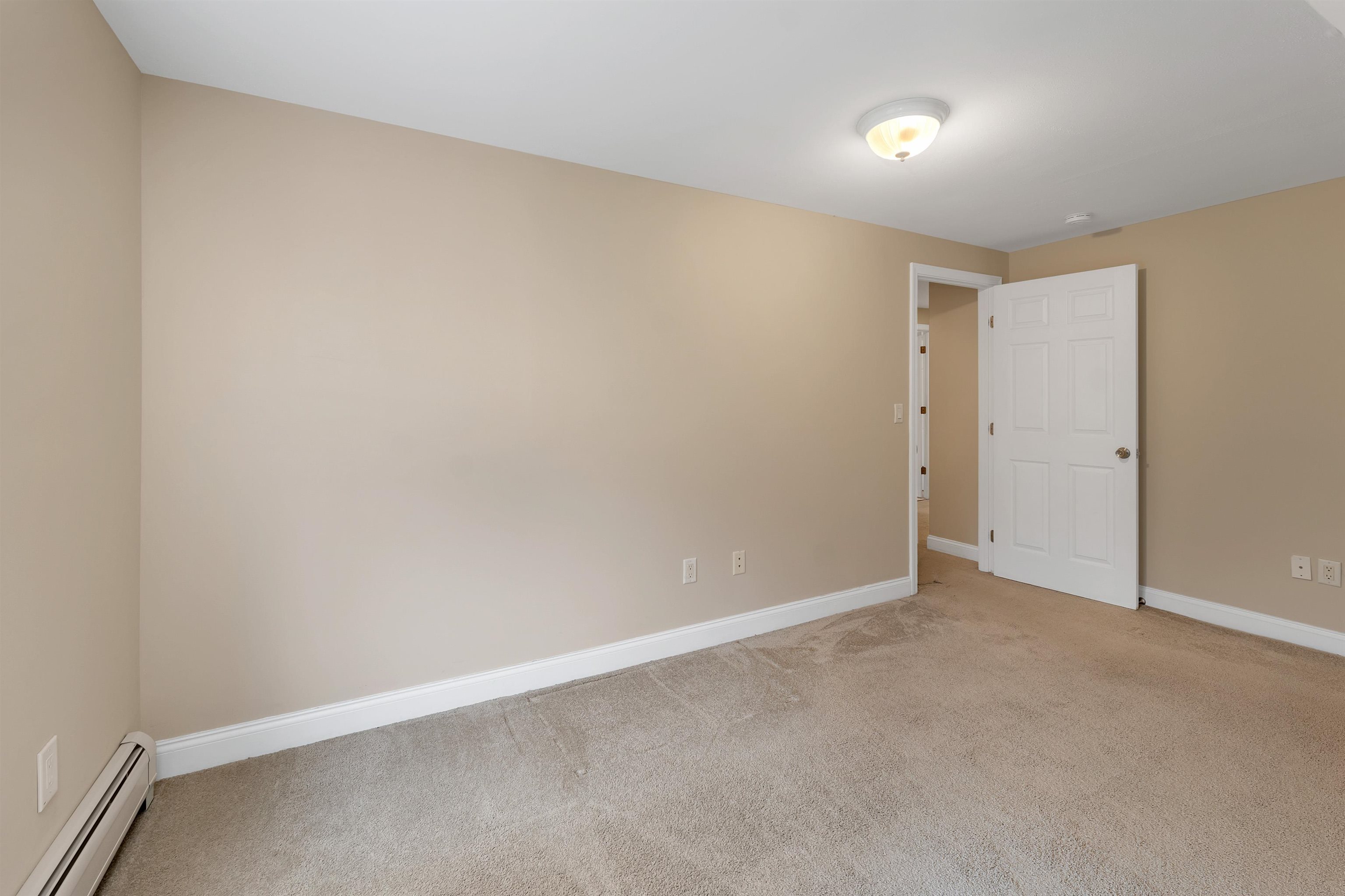 787 Salmon Falls Road Rochester, NH 03868 - Photo 28 of 40