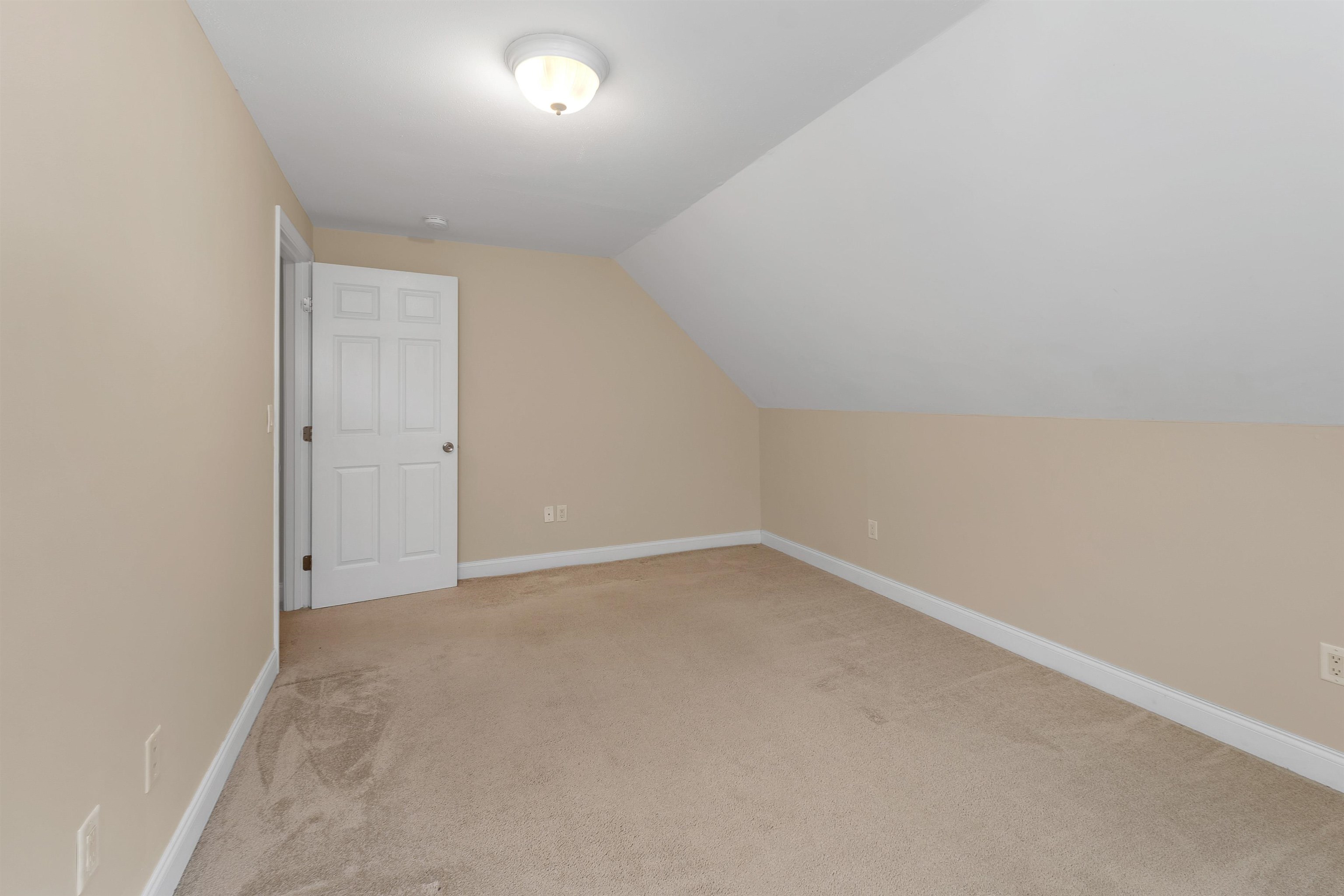 787 Salmon Falls Road Rochester, NH 03868 - Photo 31 of 40