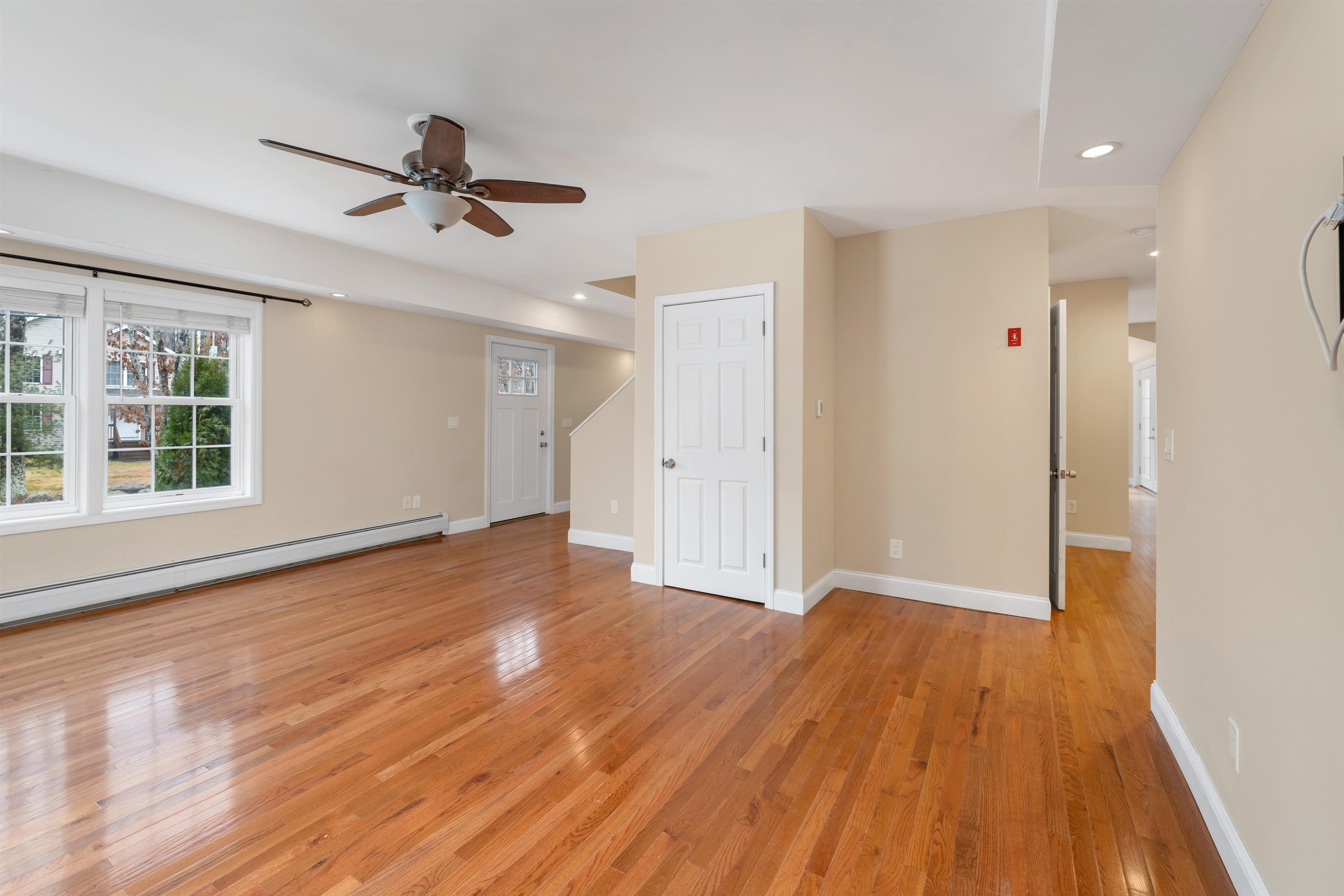 787 Salmon Falls Road Rochester, NH 03868 - Photo 9 of 40