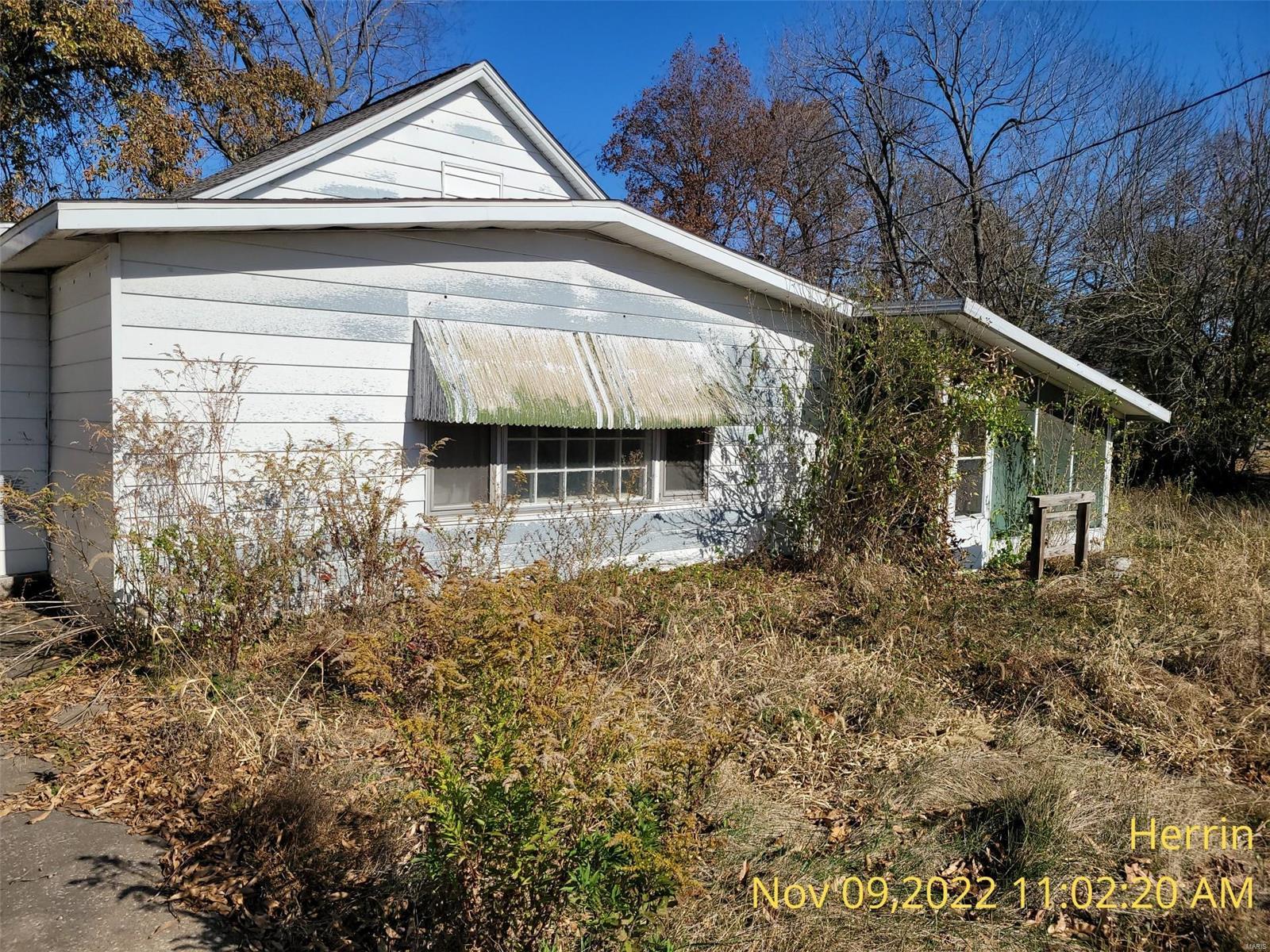 8444 Stotlar Road Herrin, IL 62948 - Photo 3 of 27