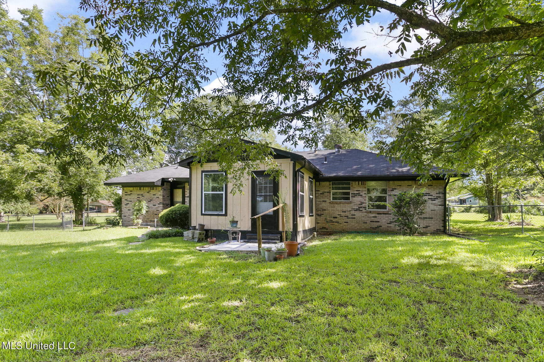 317 Ragan Street Pelahatchie, MS 39145 - Photo 14 of 37 317 Ragan final-5