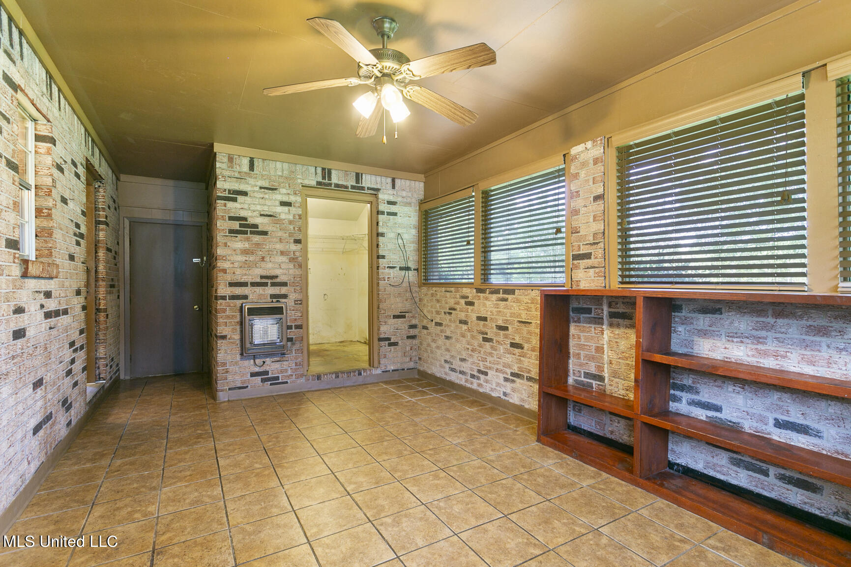 317 Ragan Street Pelahatchie, MS 39145 - Photo 17 of 37 317 Ragan final-8