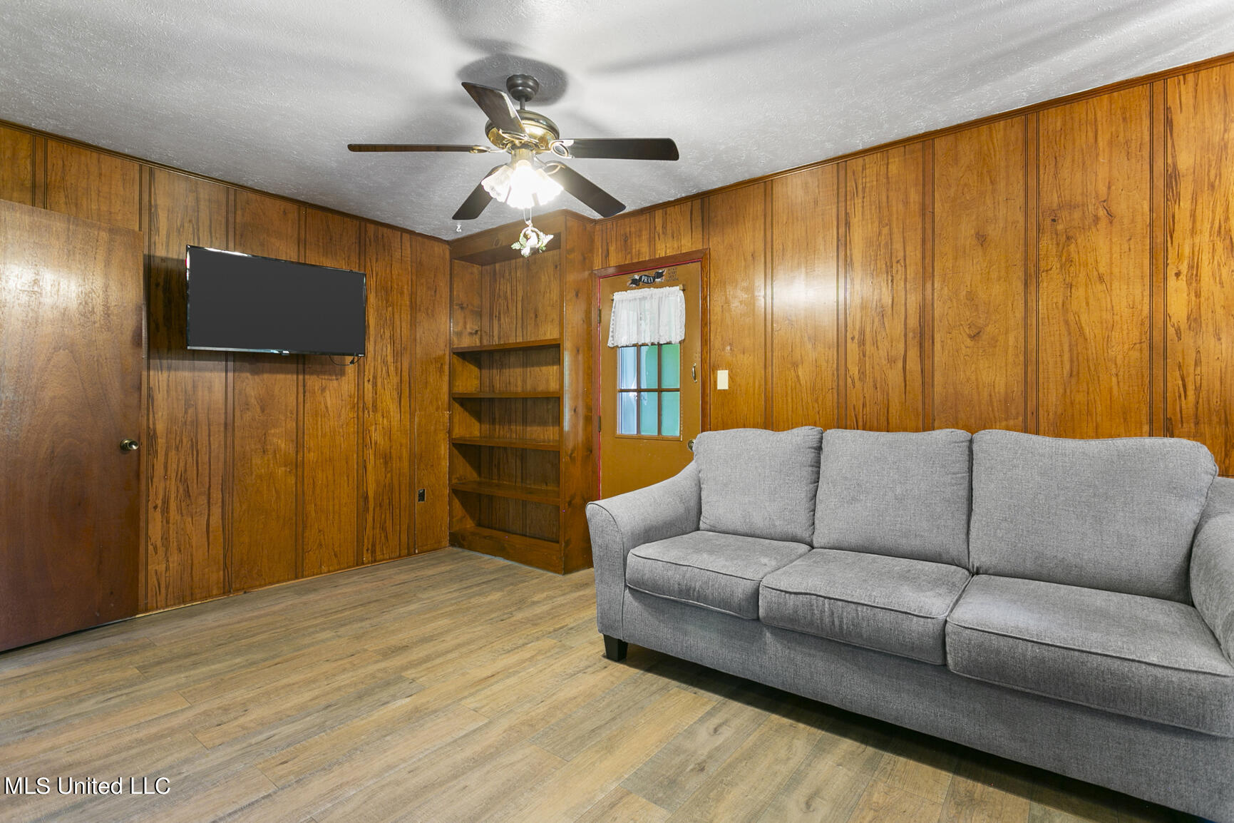 317 Ragan Street Pelahatchie, MS 39145 - Photo 25 of 37 317 Ragan final-16