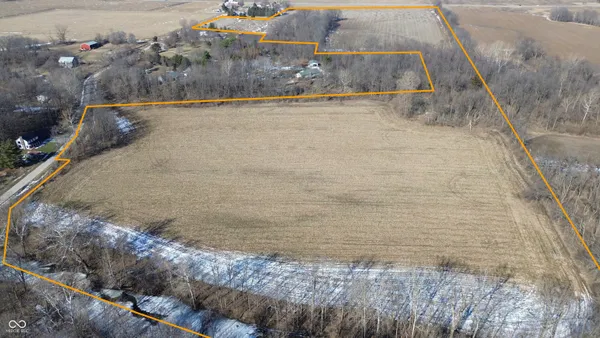 $577,000 | 3775 North Hamilton Road, Mulberry, IN 46058