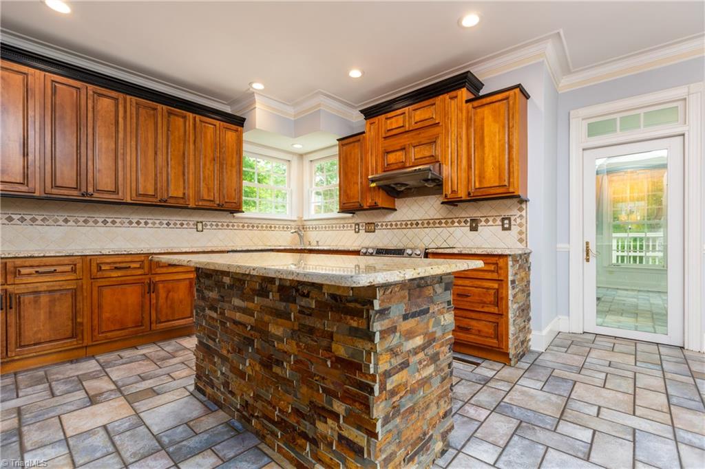 1645 Slane Road Clemmons, NC 27012 - Photo 9 of 30