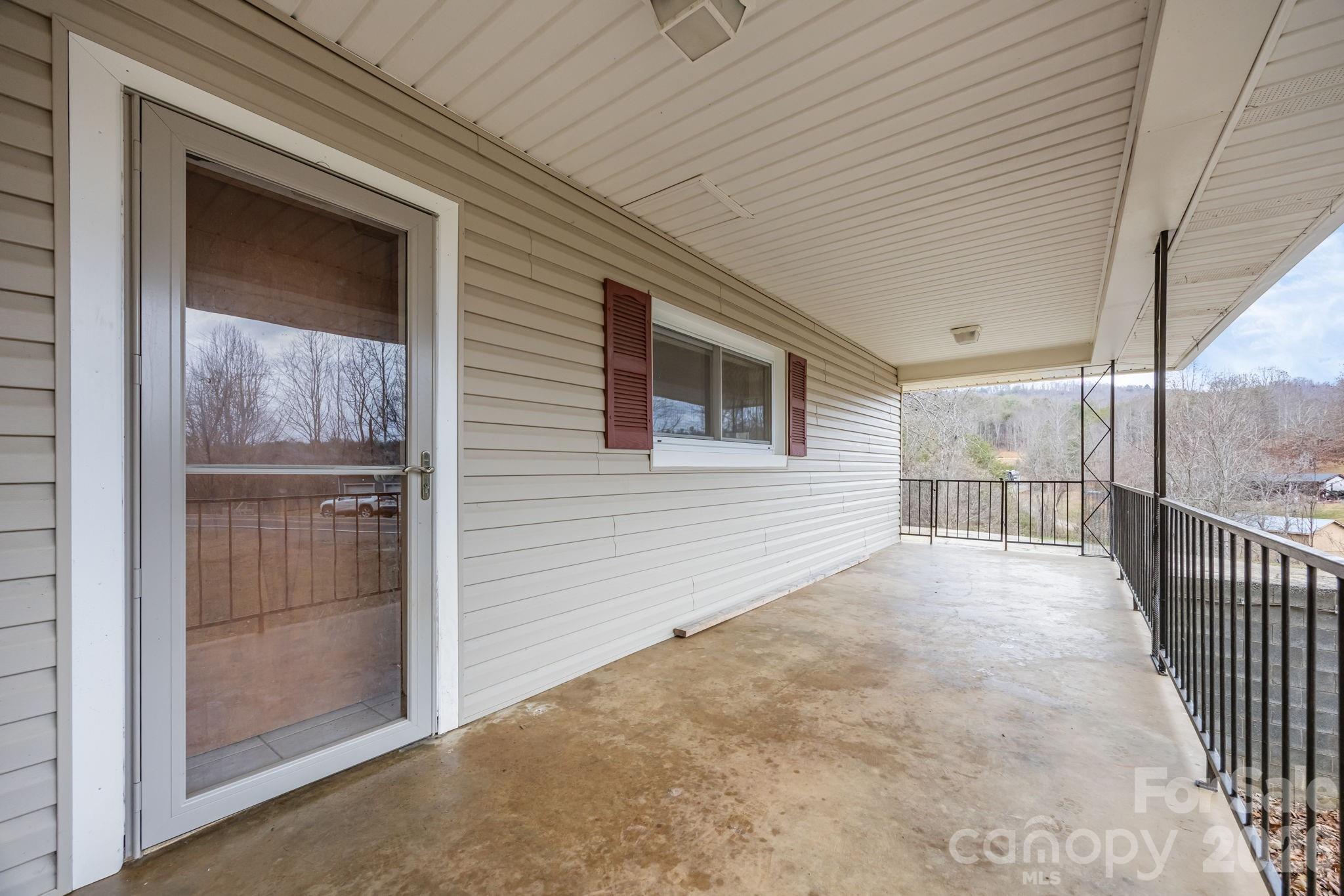 82 Greasy Cove Road Leicester, NC 28748 - Photo 14 of 48