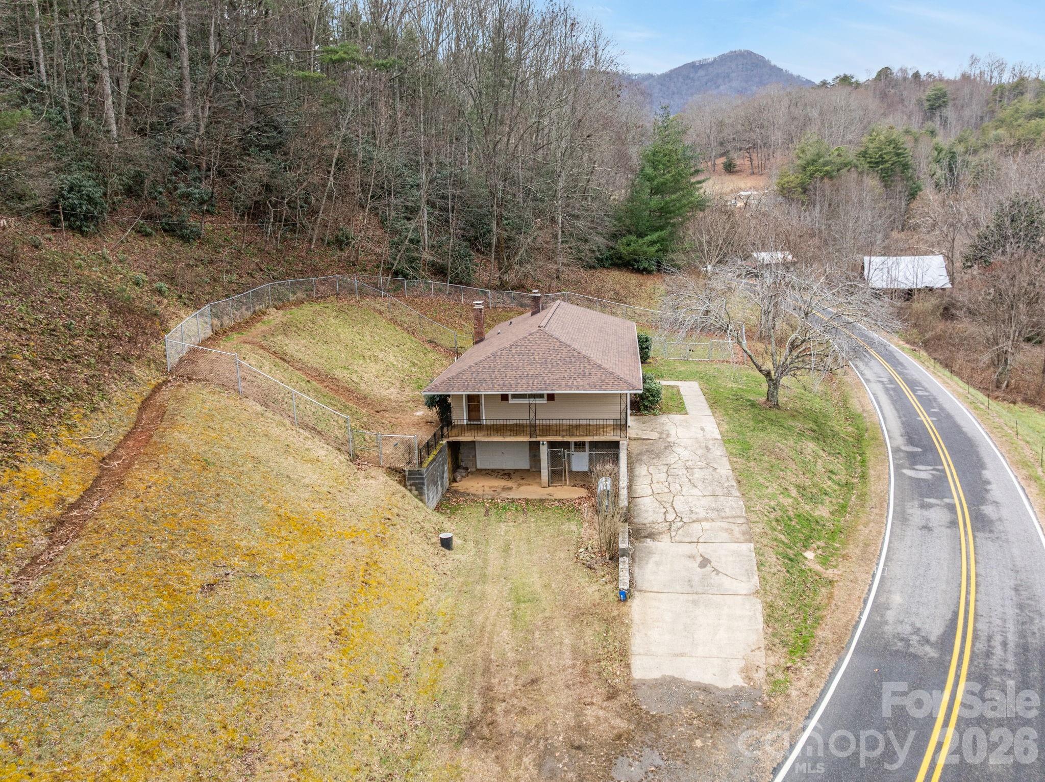 82 Greasy Cove Road Leicester, NC 28748 - Photo 8 of 48