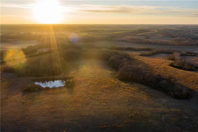 $1,185,000 | West State M Highway, Eagleville, MO 64442