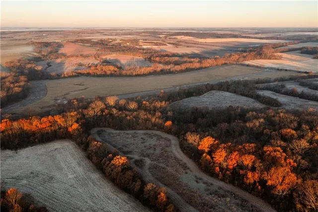 $1,152,800 | West State M Highway, Eagleville, MO 64442