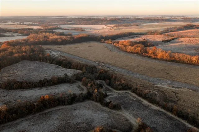 $1,152,800 | West State M Highway, Eagleville, MO 64442