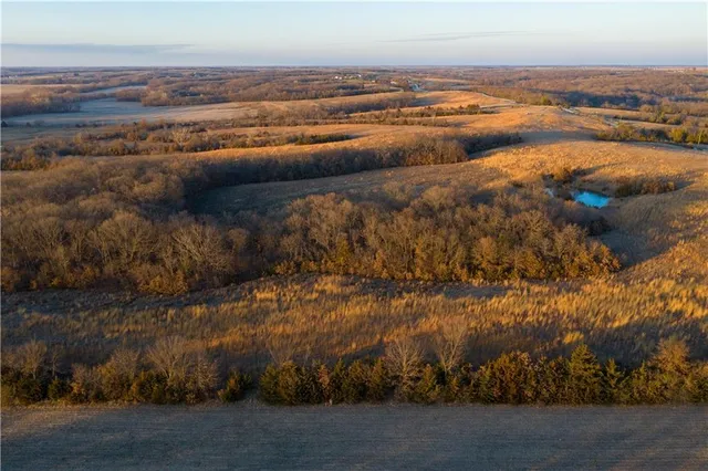 $1,185,000 | West State M Highway, Eagleville, MO 64442