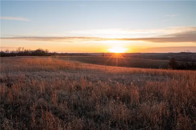 $1,152,800 | West State M Highway, Eagleville, MO 64442