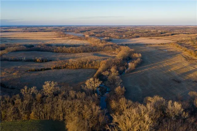 $1,185,000 | West State M Highway, Eagleville, MO 64442