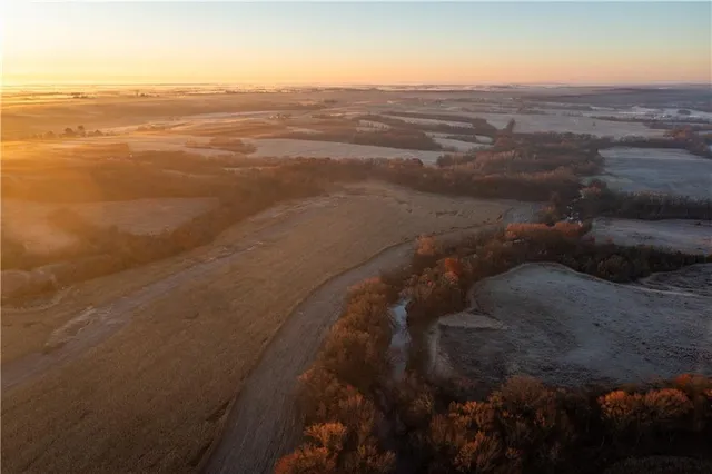 $1,152,800 | West State M Highway, Eagleville, MO 64442