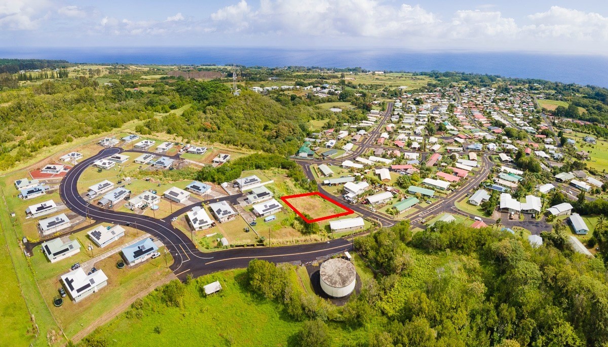28-2873 Lot 32 Laimi Street Pepeekeo, HI 96783 - Photo 1 of 8 a view of a yard with swimming pool