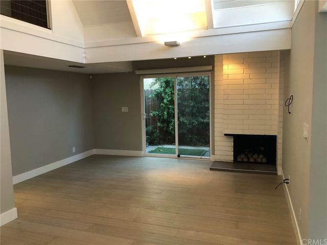 $7,300 | 304 Prospect Street, Newport Beach, CA 92663