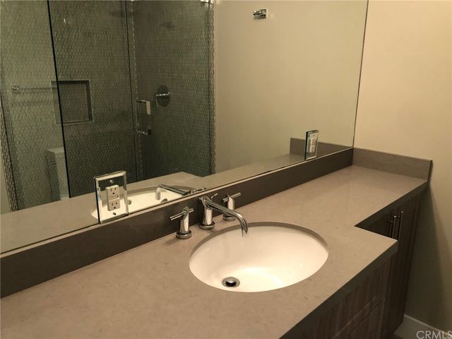 $7,300 | 304 Prospect Street, Newport Beach, CA 92663