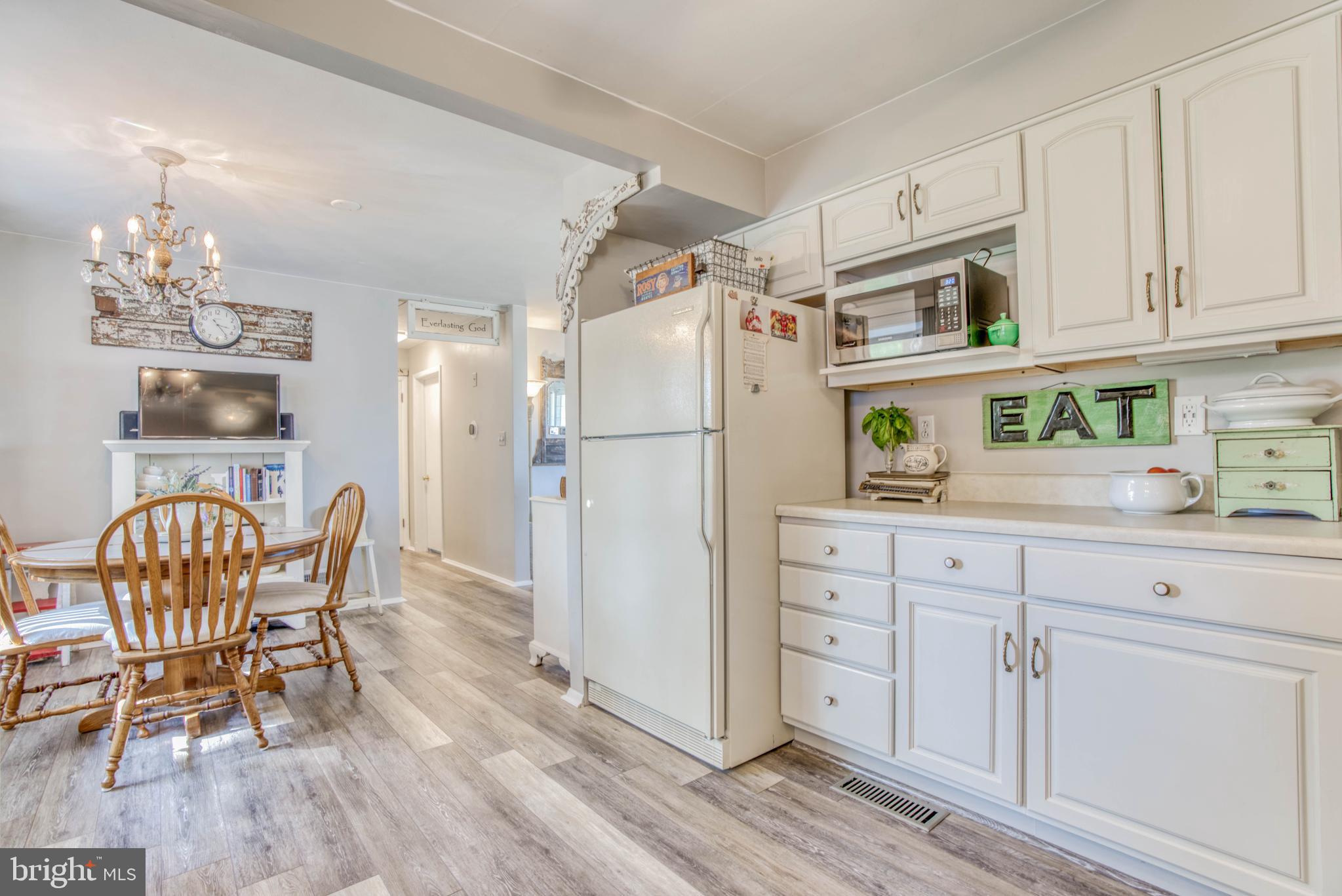 4247 Darleigh Road Baltimore, MD 21236 - Photo 19 of 38 Gallery Image 19