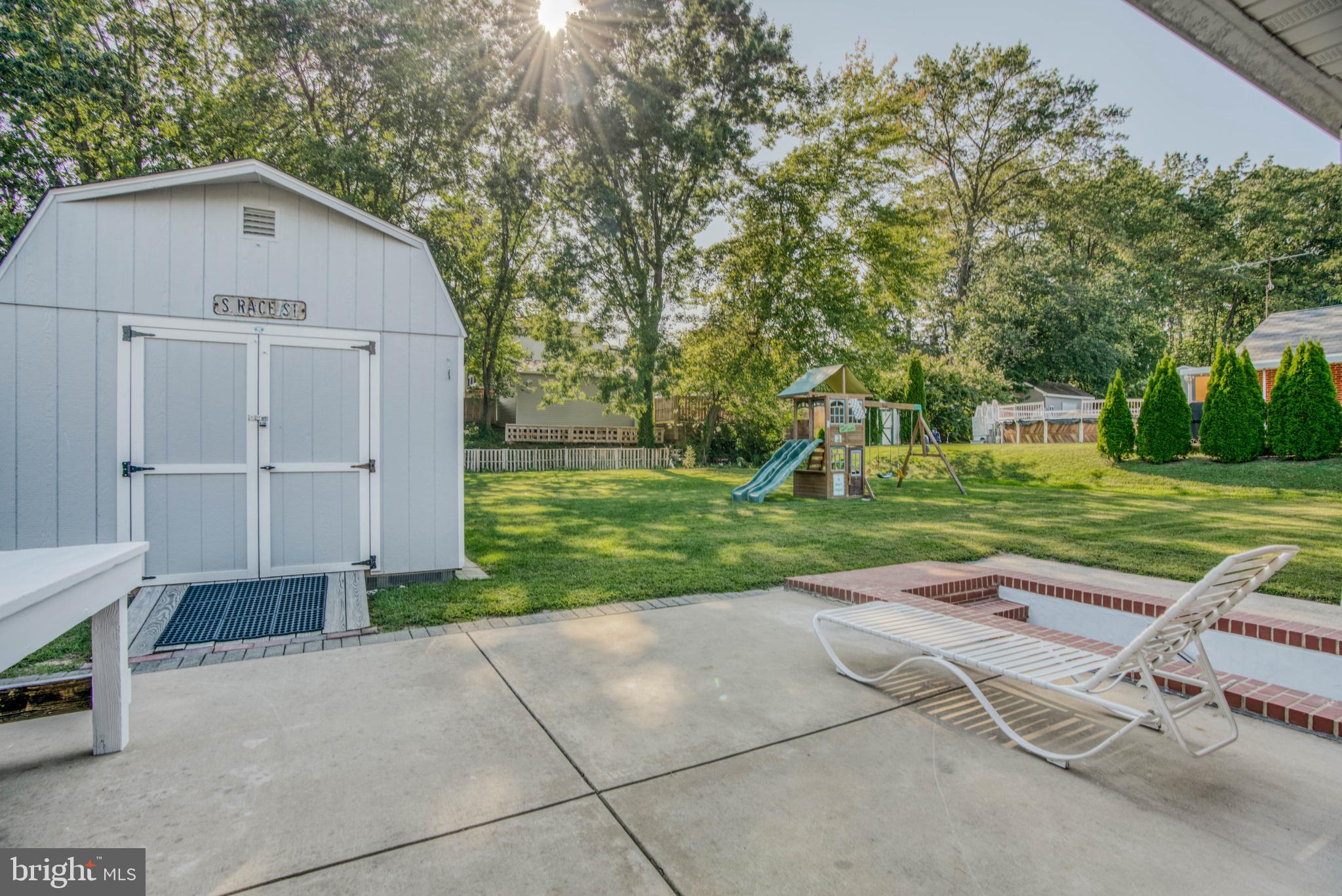 4247 Darleigh Road Baltimore, MD 21236 - Photo 4 of 38 Gallery Image 4