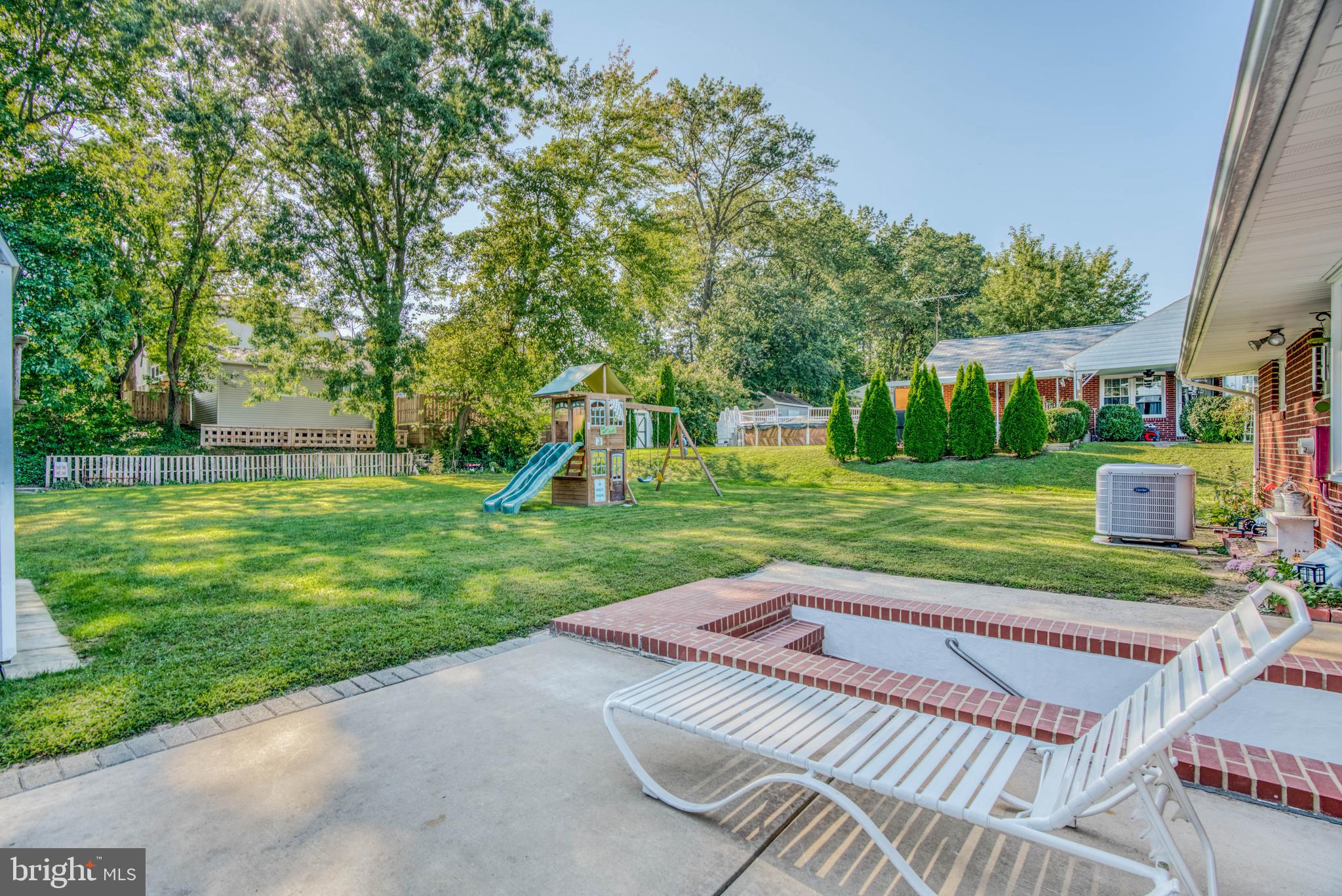 4247 Darleigh Road Baltimore, MD 21236 - Photo 5 of 38 Gallery Image 5