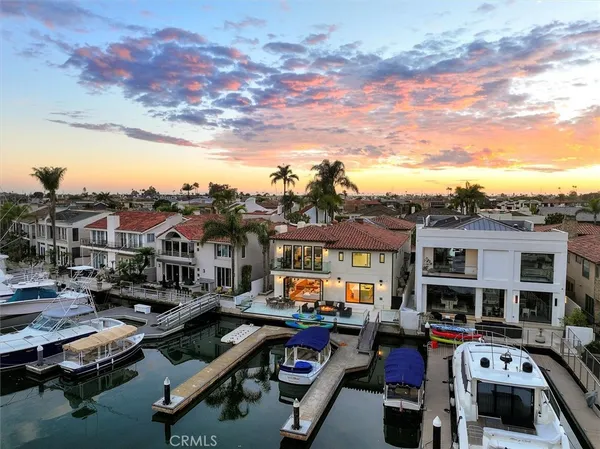 $12,888,000 | 3 Linda Isle, Newport Beach, CA 92660