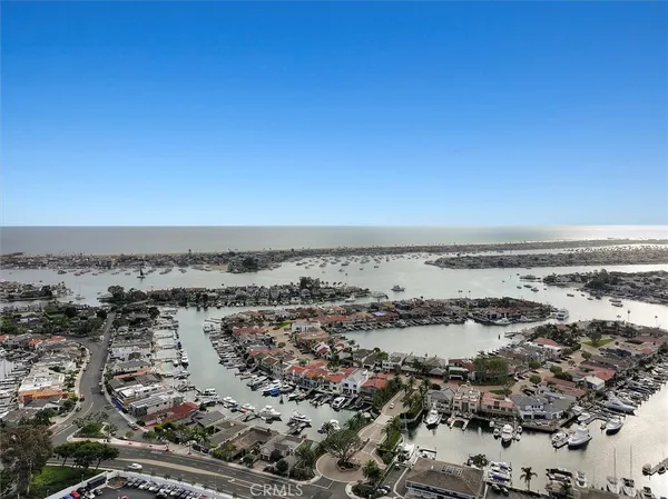 $12,888,000 | 3 Linda Isle, Newport Beach, CA 92660