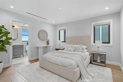 $13,995,000 | 3 Linda Isle, Newport Beach, CA 92660