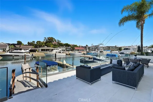 $13,995,000 | 3 Linda Isle, Newport Beach, CA 92660