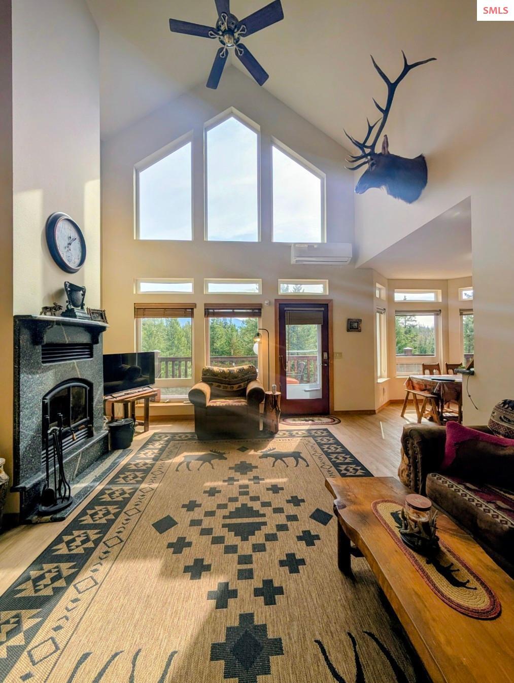 845 Cougar Road Naples, ID 83847 - Photo 2 of 87 Gallery Image 2
