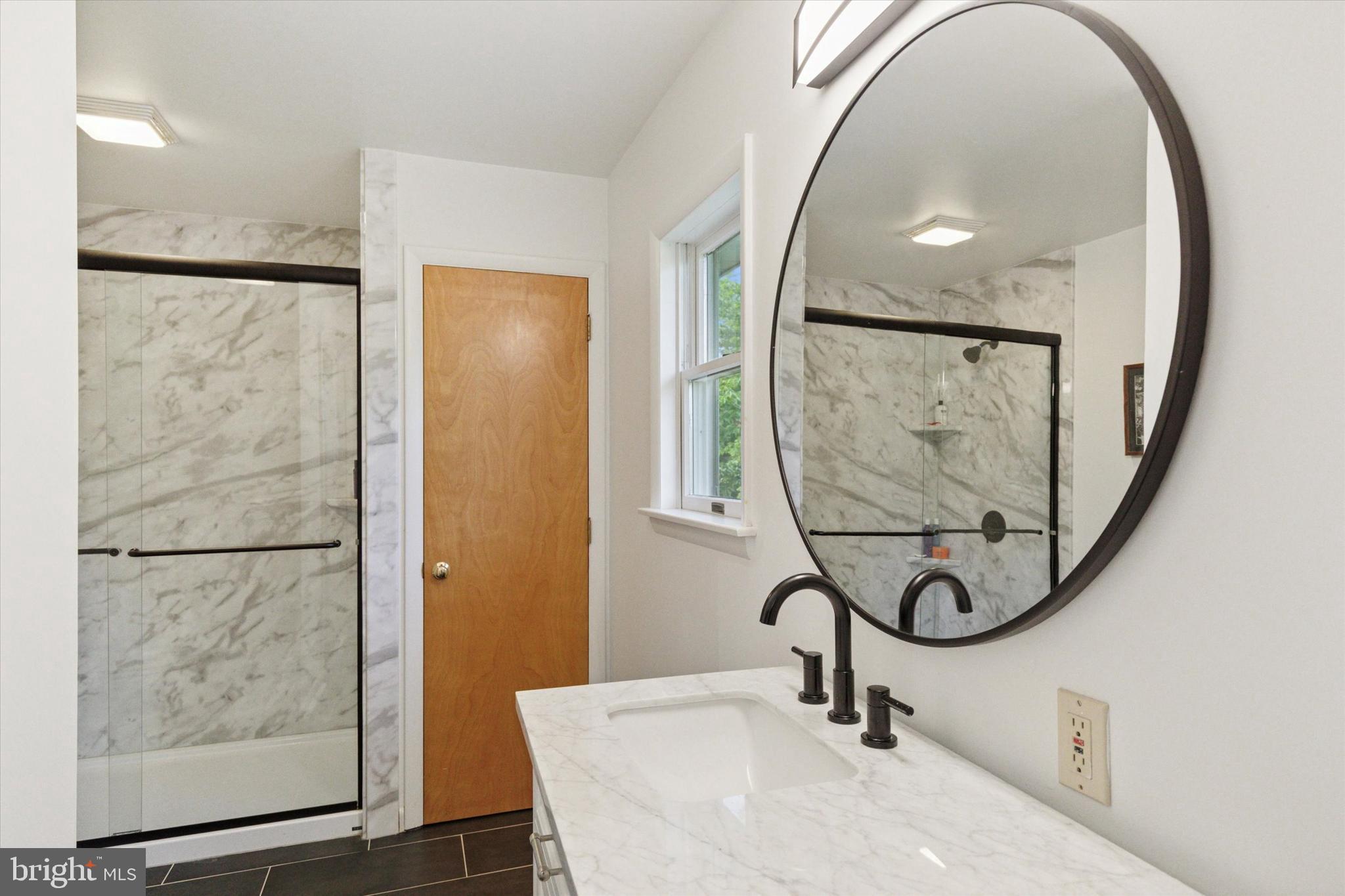 1069 Hearthstone Road Lancaster, PA 17603 - Photo 17 of 33