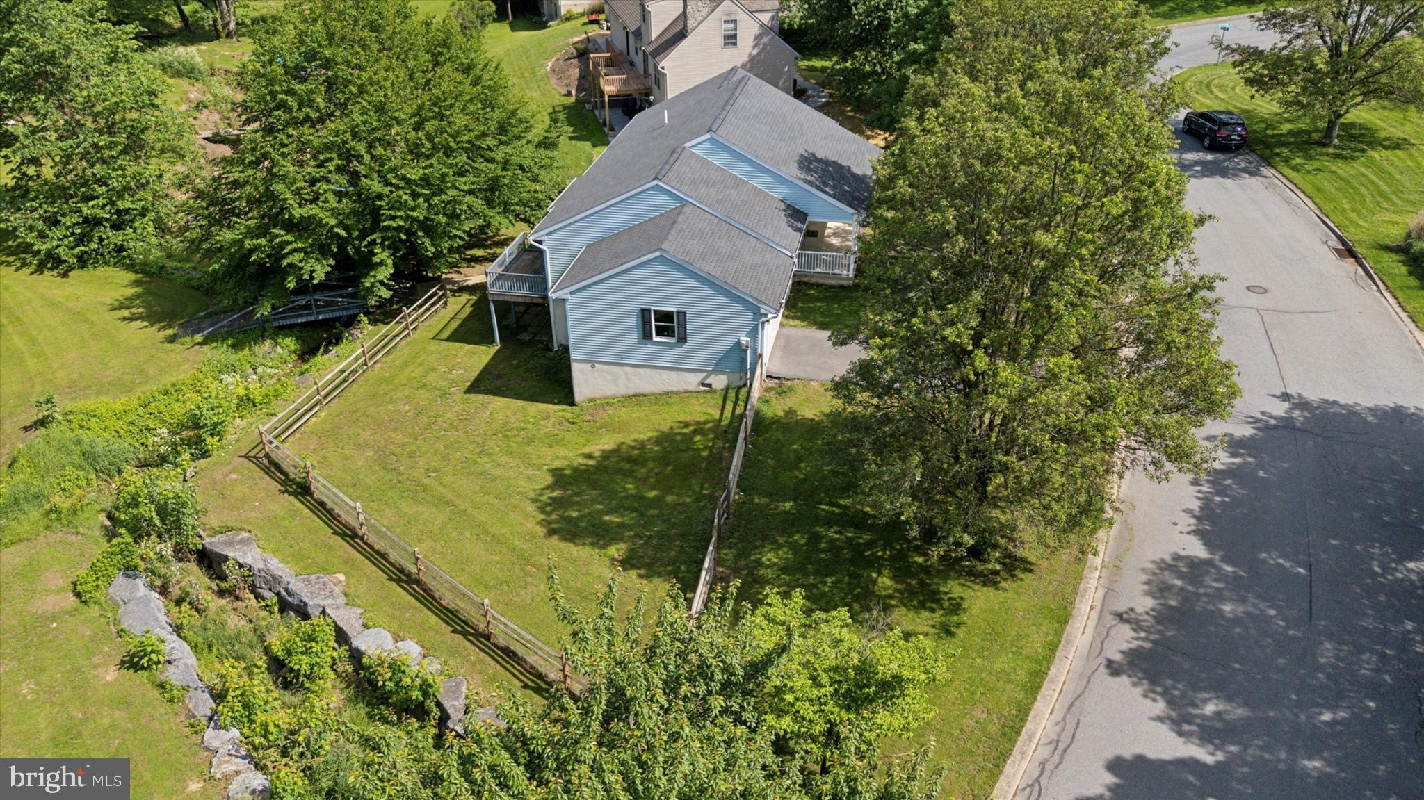 1069 Hearthstone Road Lancaster, PA 17603 - Photo 29 of 33