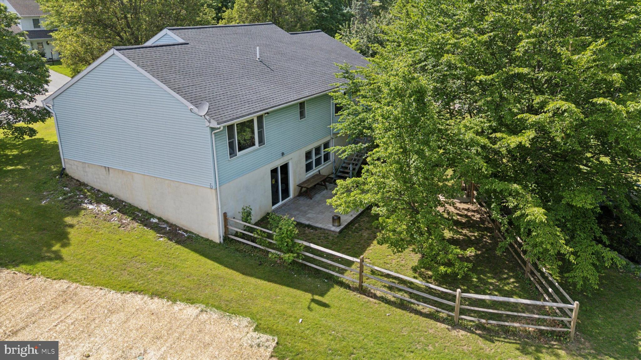 1069 Hearthstone Road Lancaster, PA 17603 - Photo 30 of 33