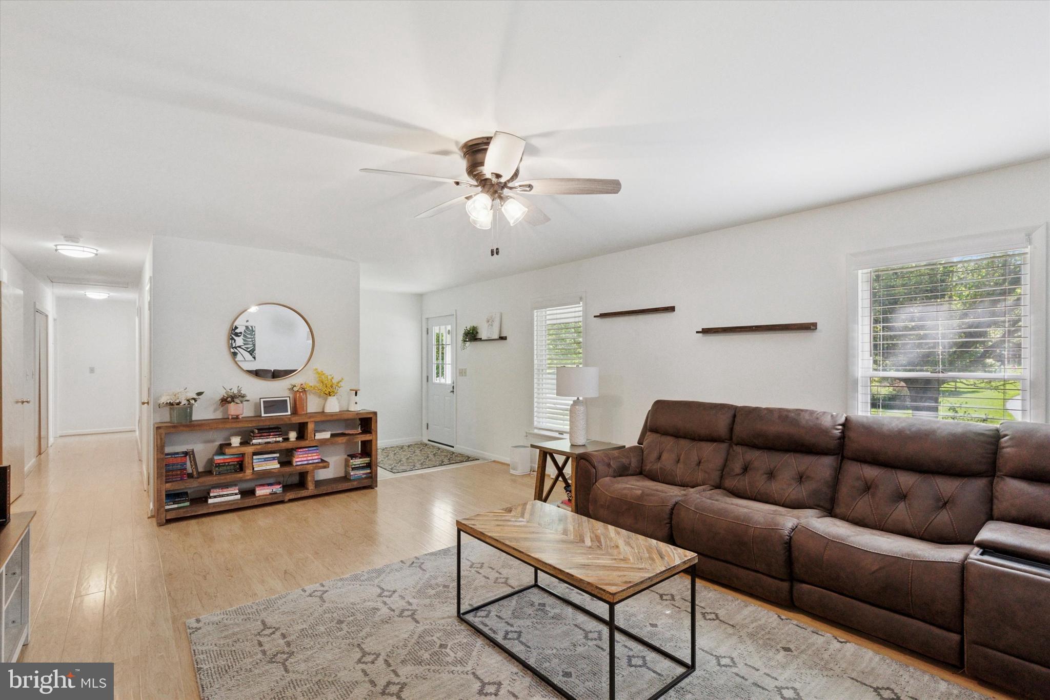 1069 Hearthstone Road Lancaster, PA 17603 - Photo 5 of 33