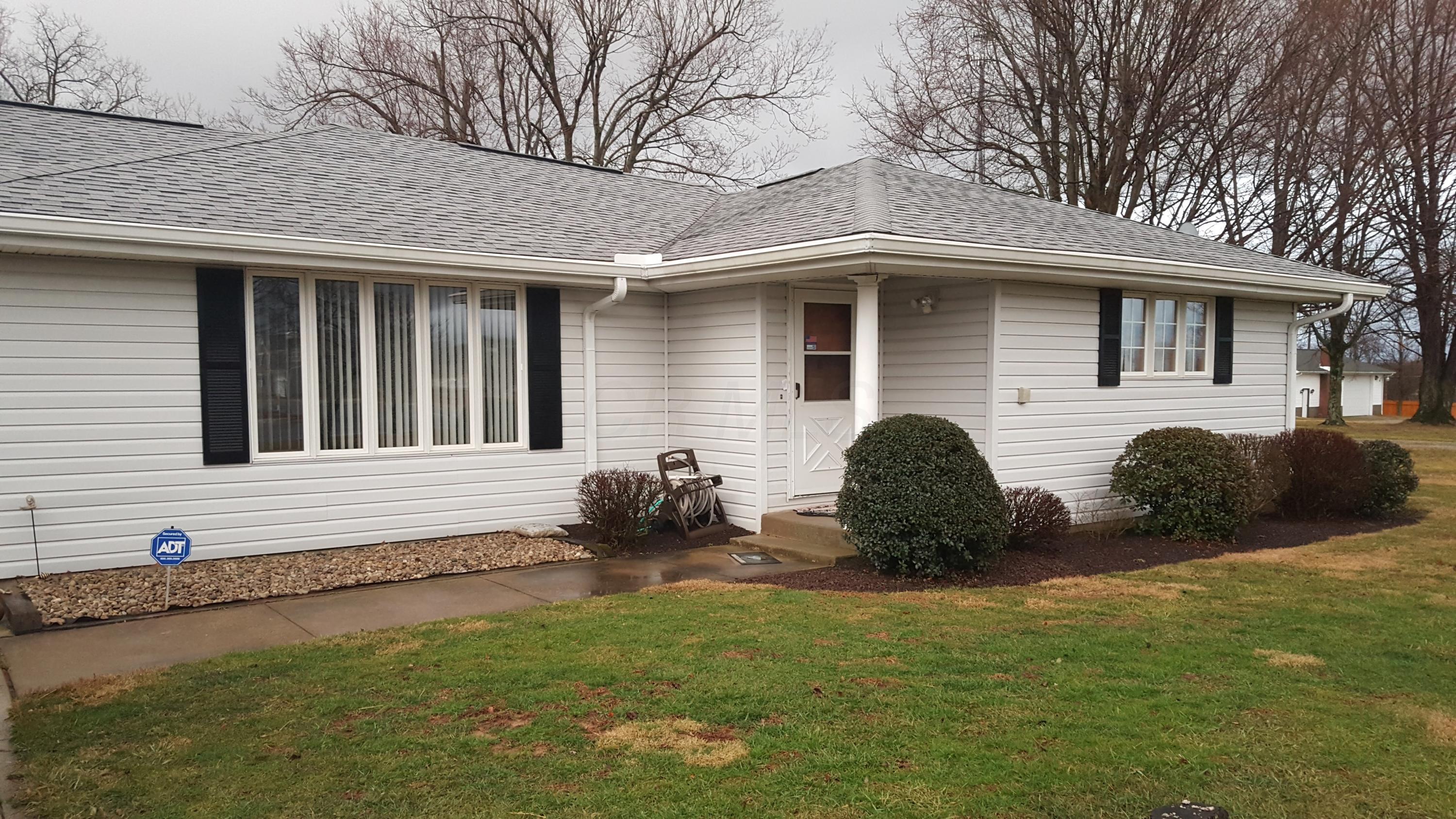 6117 Watkins Road Southwest Pataskala, OH 43062 - Photo 2 of 28
