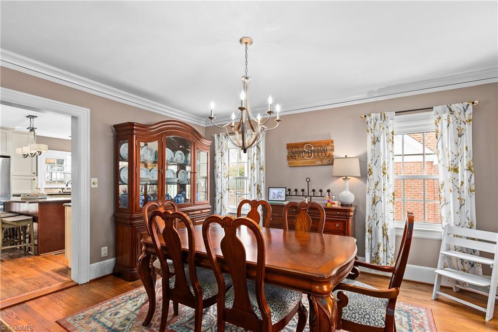 1013 Ferndale Boulevard High Point, NC 27262 - Photo 12 of 43 Dining Room