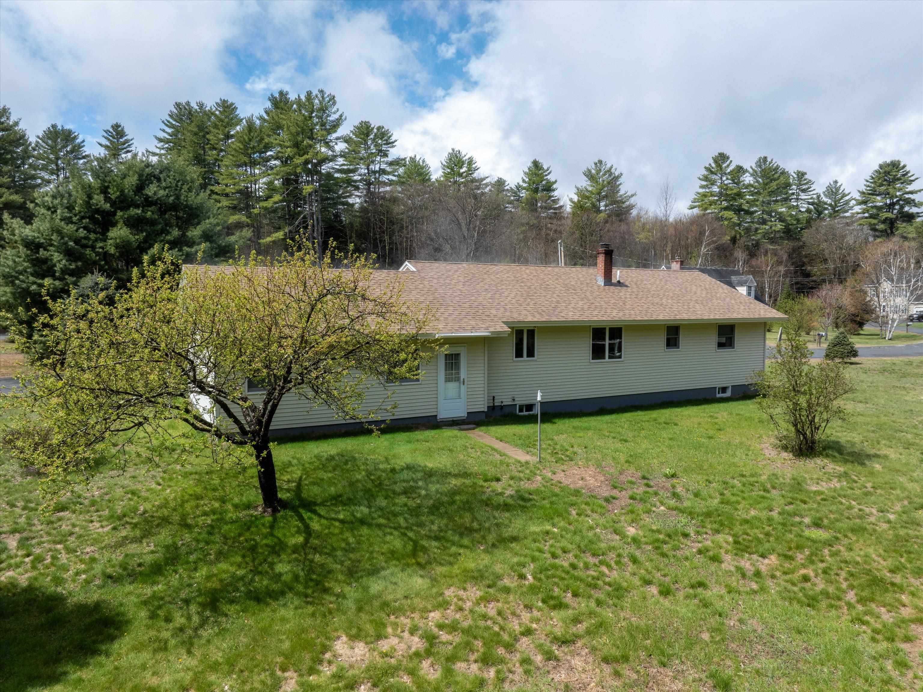 31 Northfield Drive Springfield, VT 05150 - Photo 6 of 41