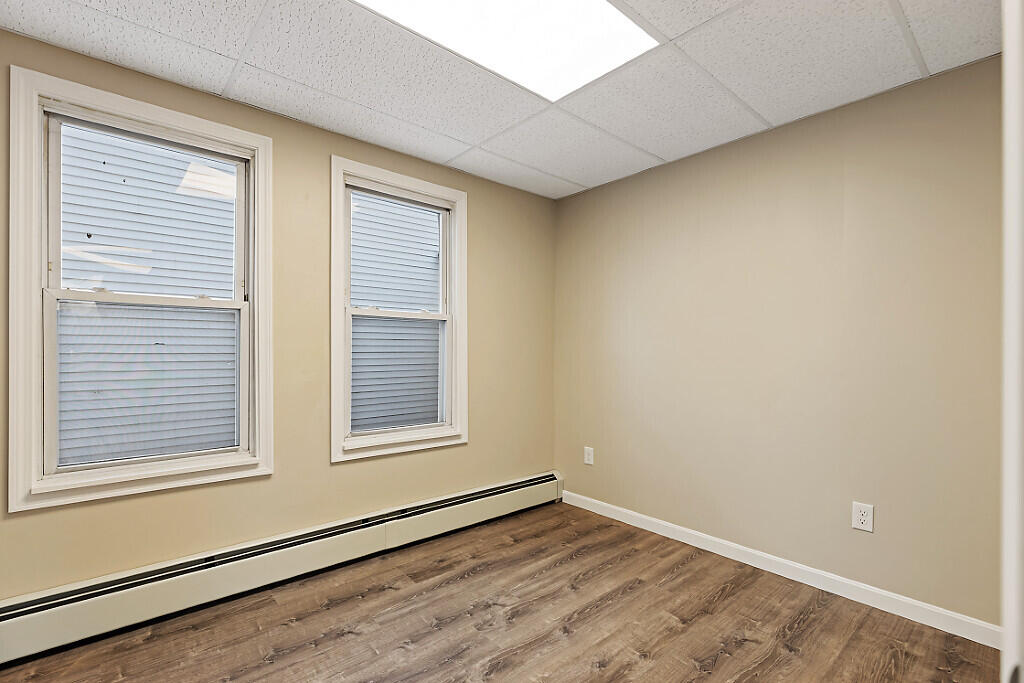 96 Clinton Avenue Winslow, ME 04901 - Photo 13 of 32 17_BP5A3198_DxO_mls