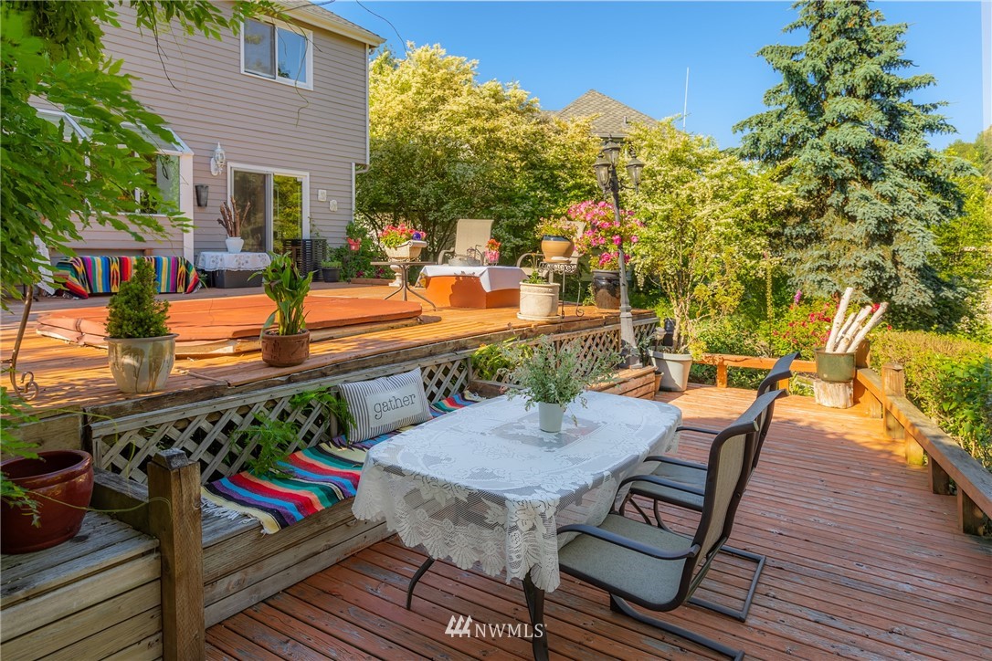 11223 Northeast 174th Street Bothell, WA 98011 - Photo 30 of 37