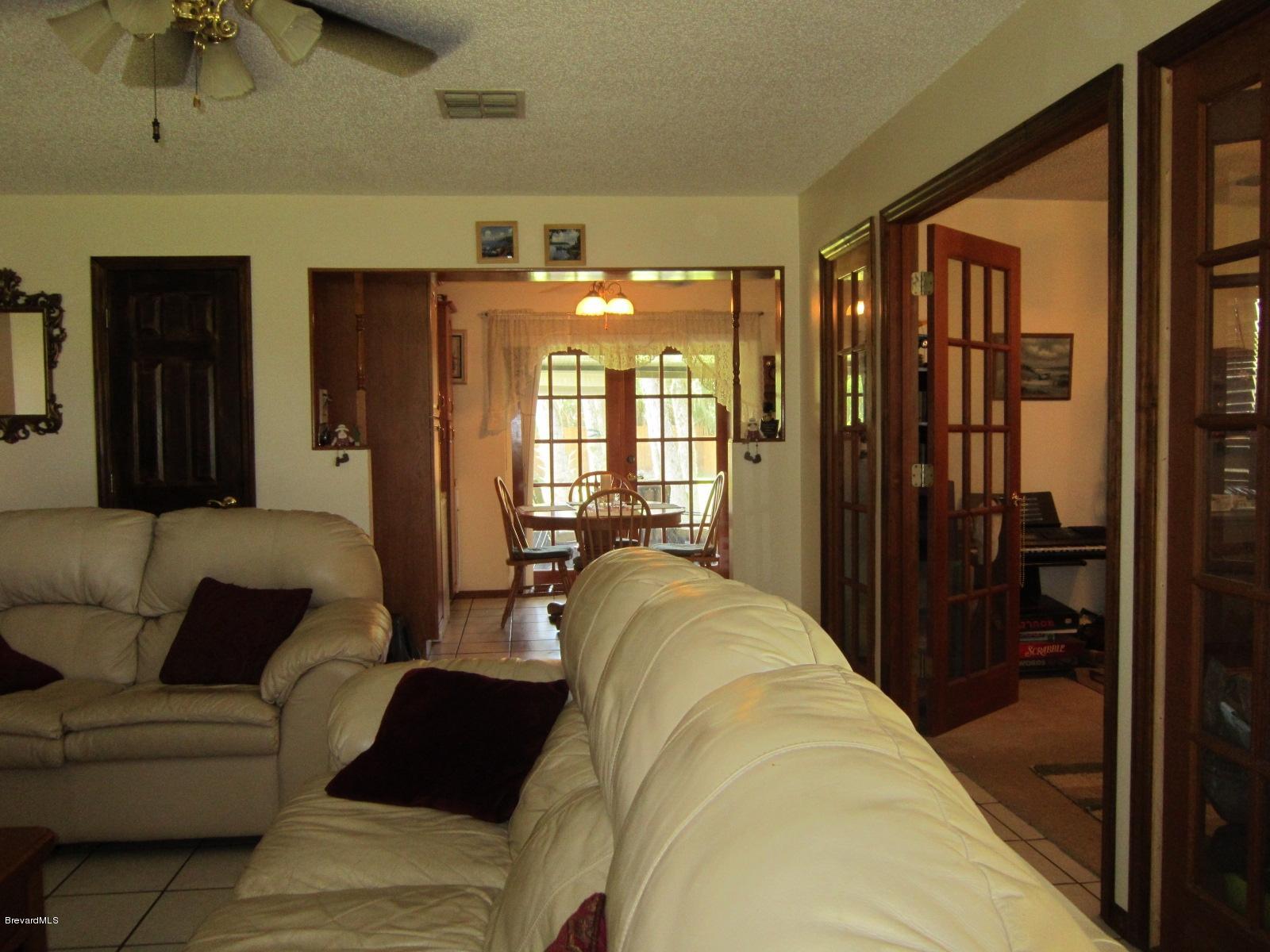 855 Pine Island Road Merritt Island, FL 32953 - Photo 6 of 21 Living Area