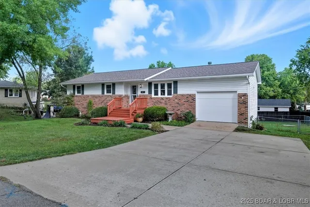 $249,900 | 509 Sunset Strip, Eldon, MO 65026