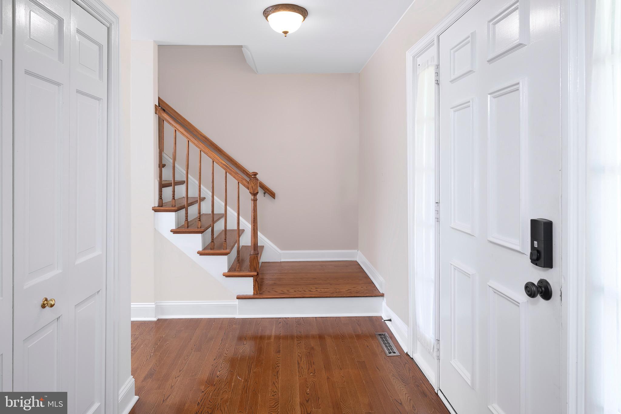 124 Mine Road Pennington, NJ 08534 - Photo 4 of 36 Gallery Image 4