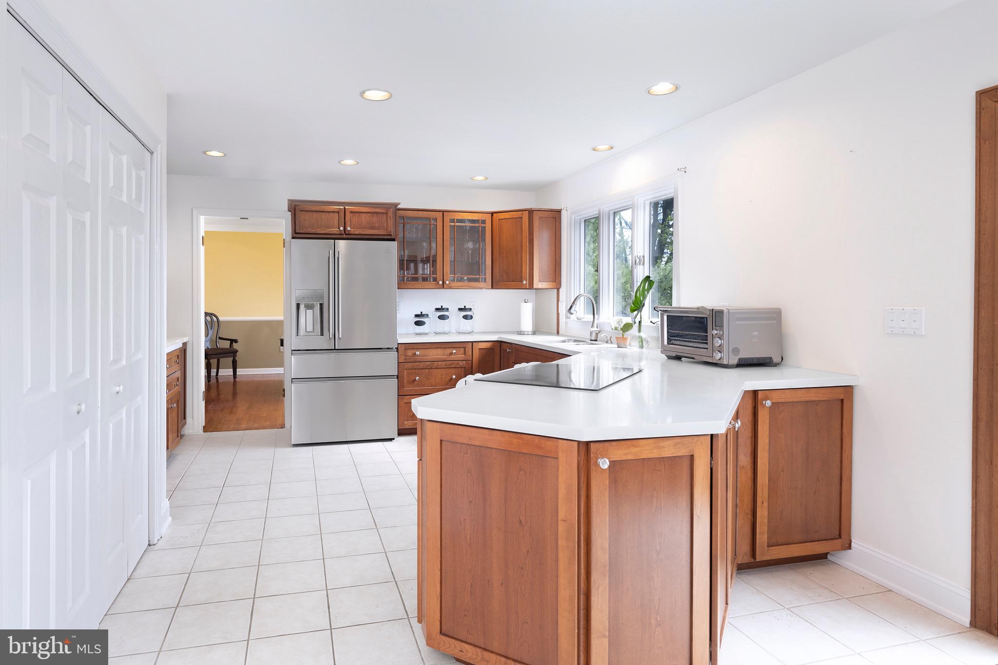 124 Mine Road Pennington, NJ 08534 - Photo 8 of 36 Gallery Image 8