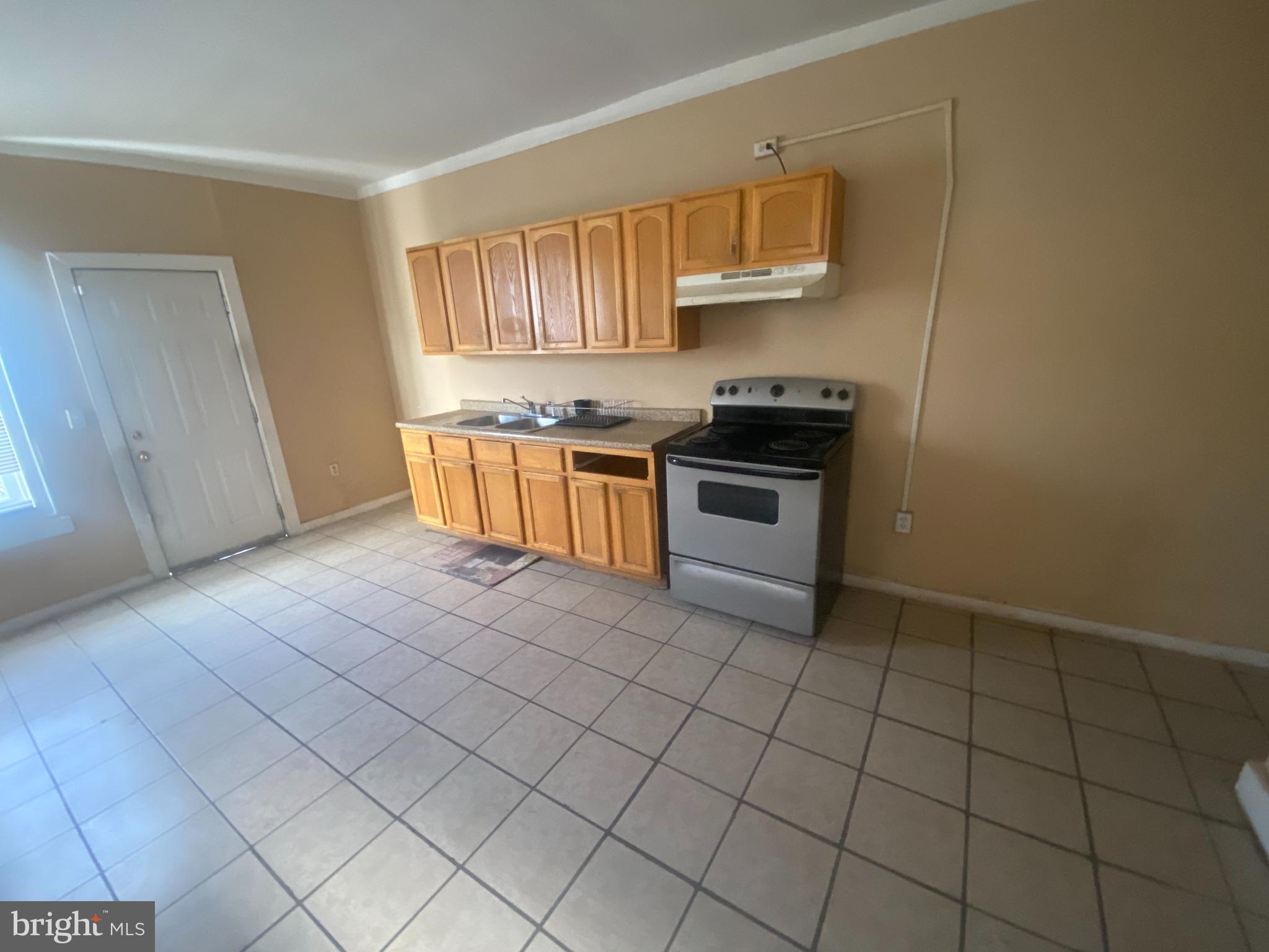 5936 Springfield Avenue Philadelphia, PA 19143 - Photo 8 of 15 Gallery Image 8