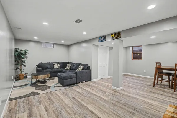 $399,000 | 2145 Aspenwood Drive, Holt, MI 48842