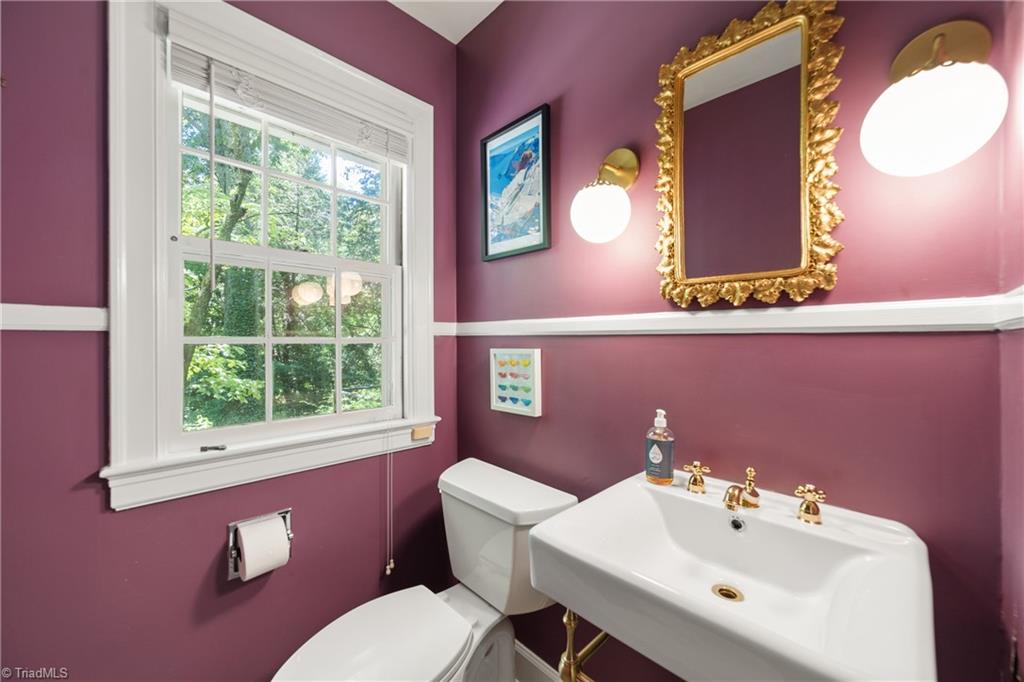 521 Buckingham Road Winston-Salem, NC 27104 - Photo 25 of 50