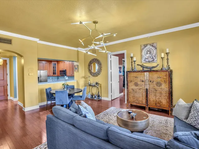 $915,000 | 200 Northeast 2nd Avenue, Unit 310, Delray Beach, FL 33444