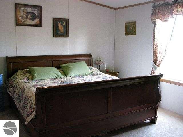 5785 Gleaner Hall Road Kingsley, MI 49649 - Photo 8 of 15 1691403-7.JPG
