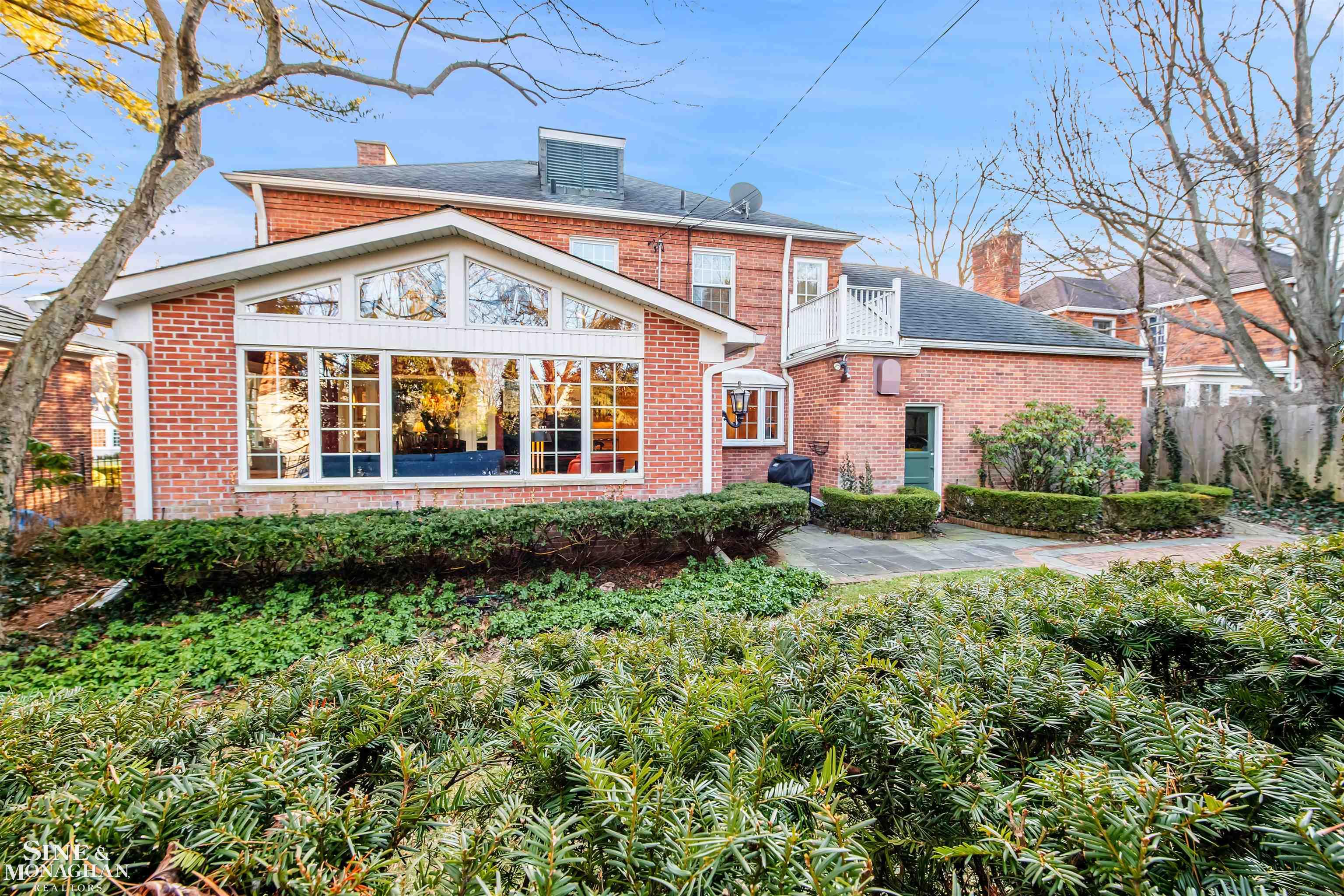 36 Beacon Hill Road Grosse Pointe, MI 48236 - Photo 34 of 49 50102311-33.JPG