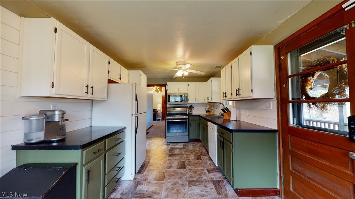 8563 Broadview Road Broadview Heights, OH 44147 - Photo 6 of 32