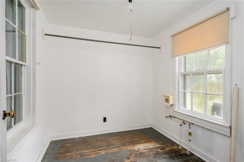 1507 Neelley Road Pleasant Garden, NC 27313 - Photo 26 of 40 Laundry Room